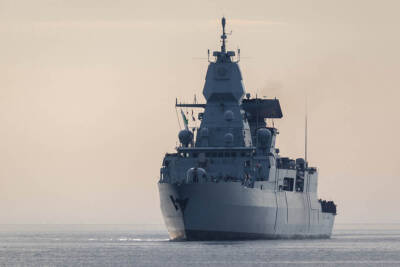 nave da guerra fregata