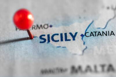 pin su cartina della sicilia