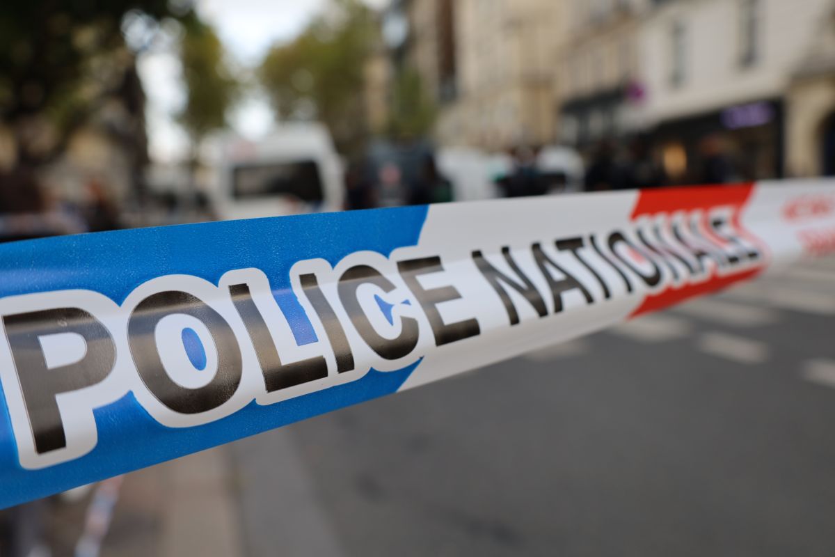 nastro polizia francese
