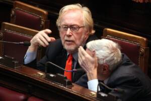 Paolo Guzzanti partecipa al voto di fiducia al governo Berlusconi alla Camera dei Deputati