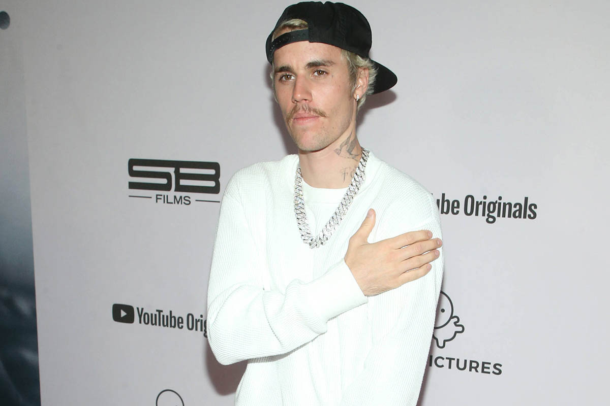 Un primo piano di Justin Bieber