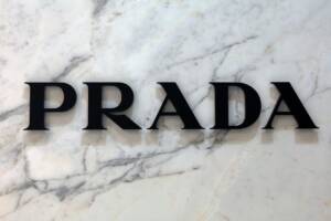 Il logo di Prada