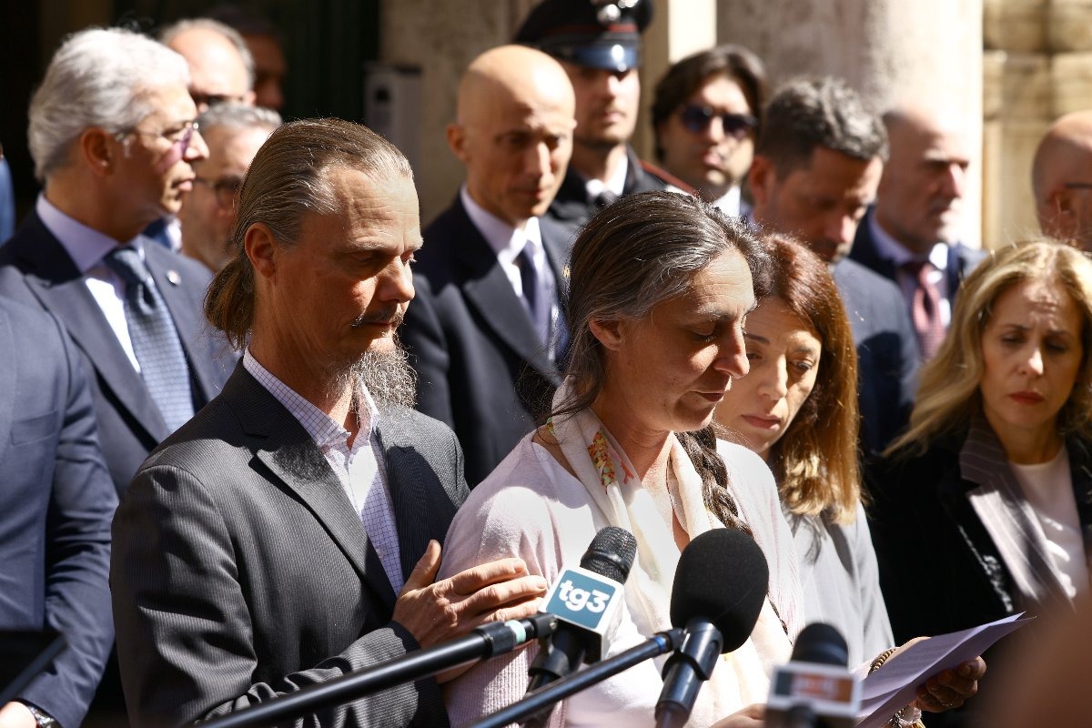 Catherine Birmingham e Nathan Trevallion della famiglia nel bosco ricevuti da La Russa