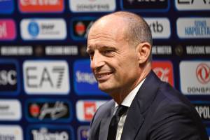 Massimiliano Allegri in conferenza stampa per presentarsi come nuovo allenatore del Napoli